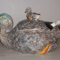 Vintage Portugese Majokica Palissy Ware Duck