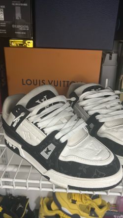 Black and White Lv Trainers