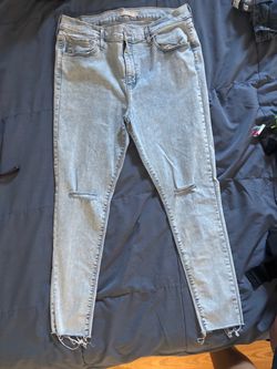 Woman’s Jeans