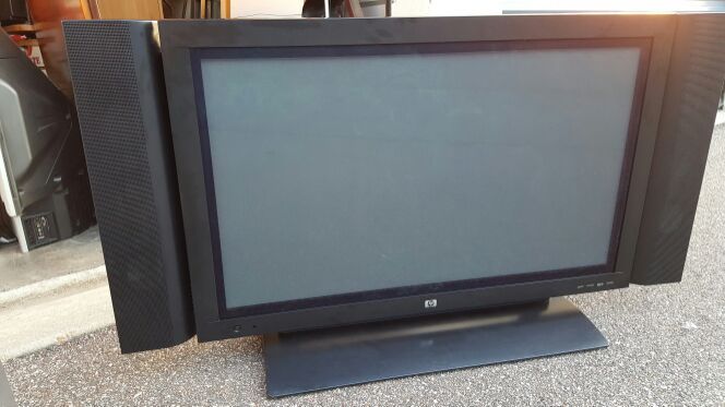 Hewlett-Packard 42" High Definition Plasma TV