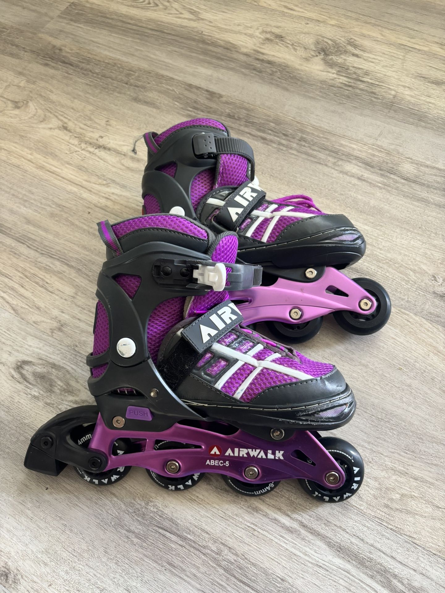 Girls Roller blades 