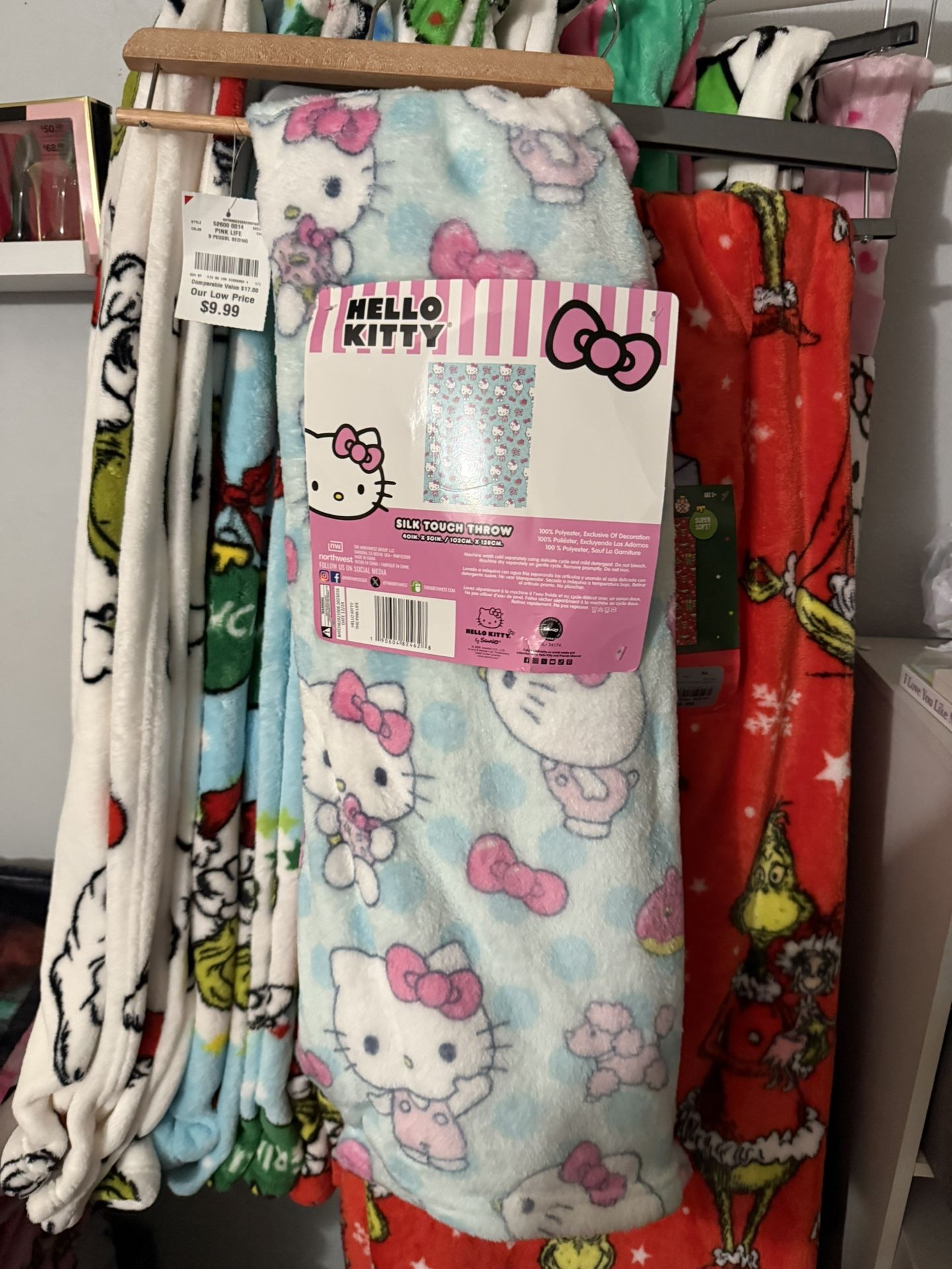 Hello Kitty Blanket