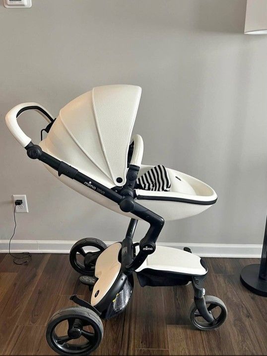 'Mima Xari 4G Stroller(complete)'