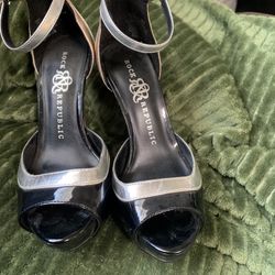 Rock & Republic Size 5 High Heels