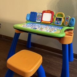 Kid Learning Desk 
