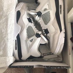 Jordan 4 Military Black