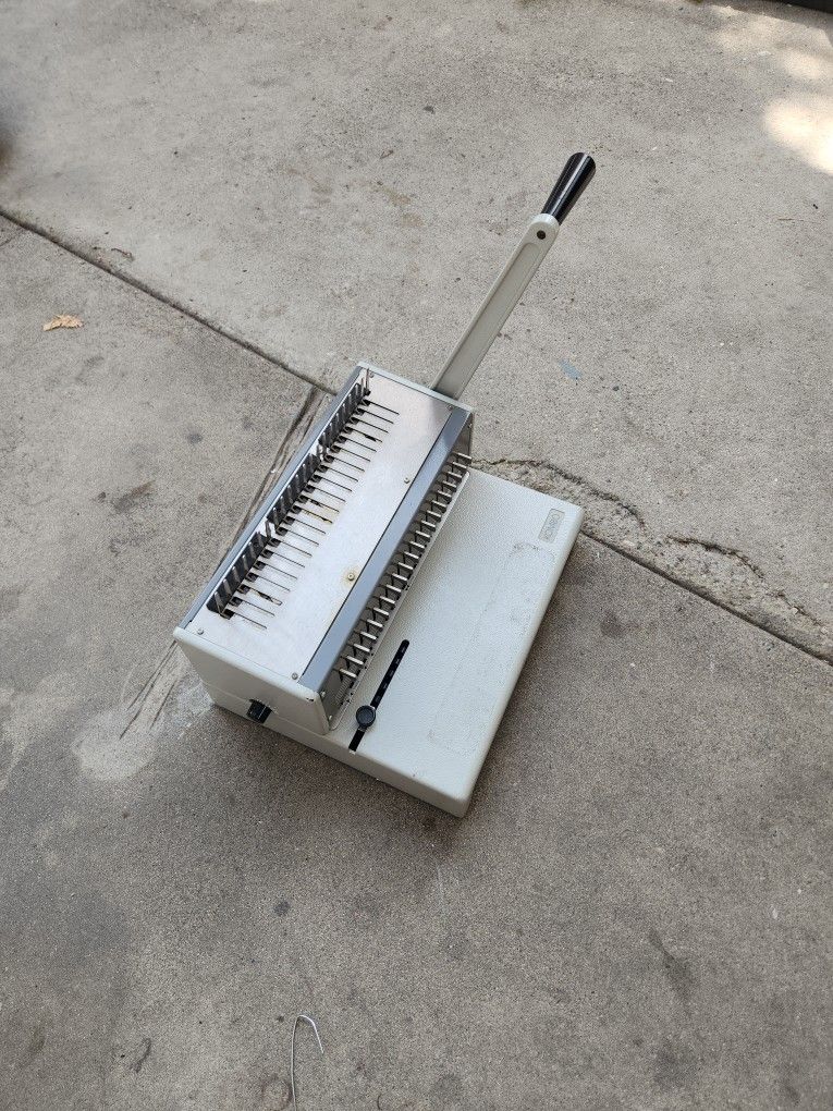 Ibico Combo Manual Comb Binding Machine