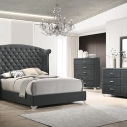 New King Bedroom Set 4 Piece Set 