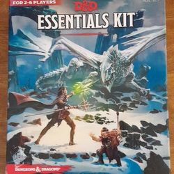 D&D Dungeons & Dragons Essential Kit New Box Set