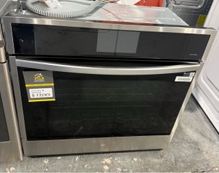 Samsung 30” Built-In Wall Oven with air fryer