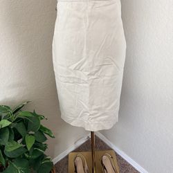 Jones New York white midi skirt Size 6