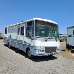 1999 Southwind Motorhome 