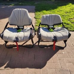 2 Kayak Seats