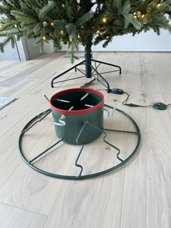 Tree Stand Steel for 6 ft to 12 ft