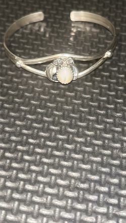 Sterling Silver and Mother of Pearl handcrafted N. American Bracelet