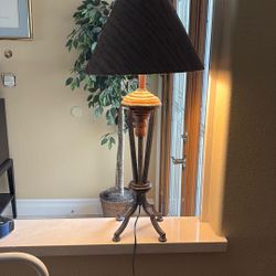 Antique Woven Lamp