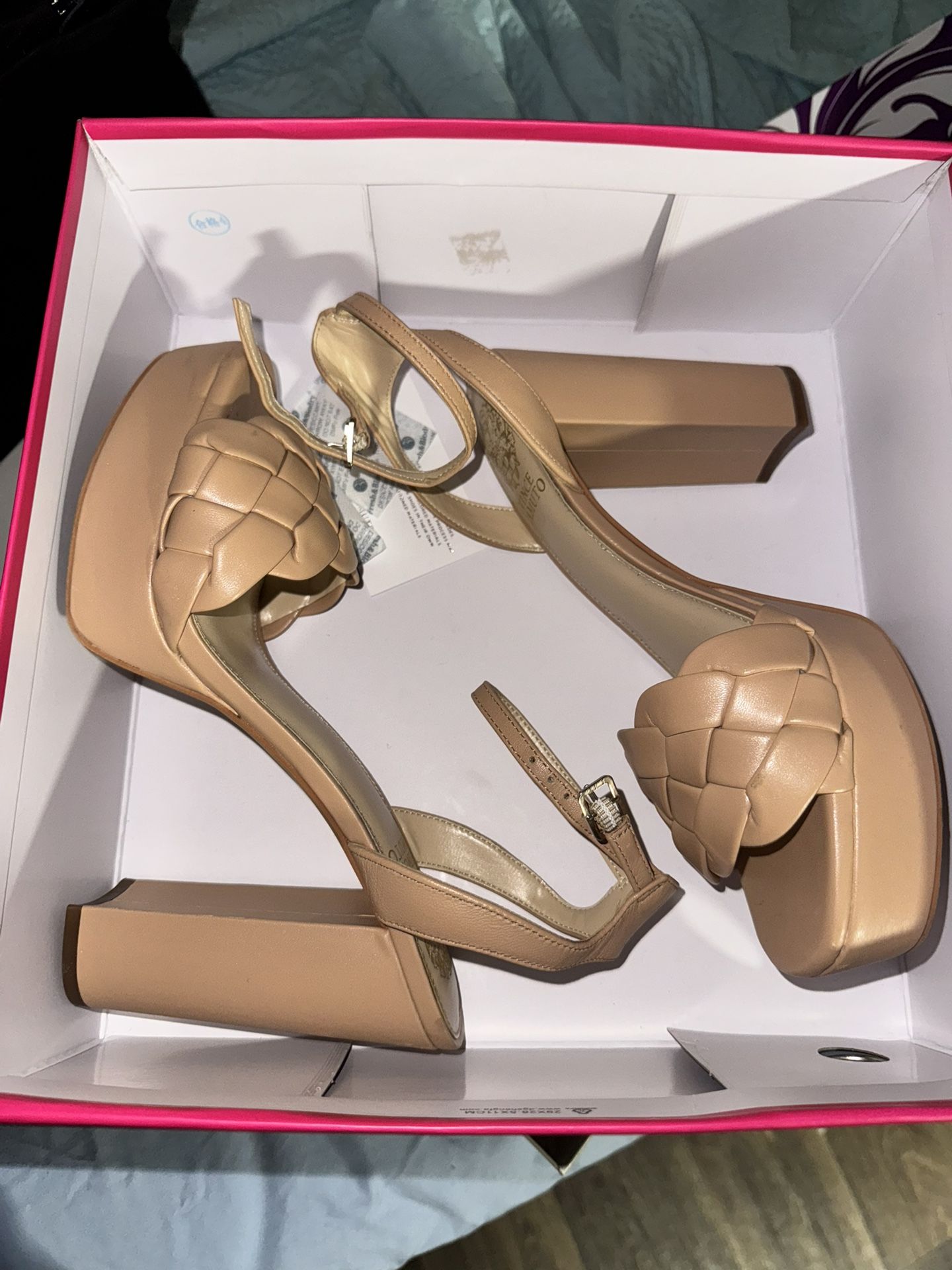 Vince Camuto Heel