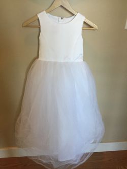 David's Bridal girls size 6