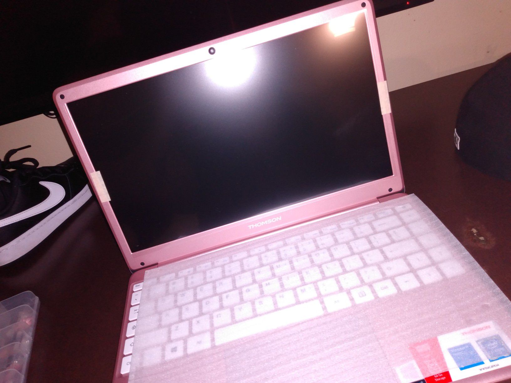 Laptop pink brand-new used it once