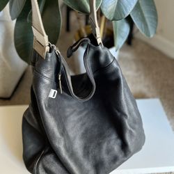 Leather Slouch Bag - Kenneth Cole 