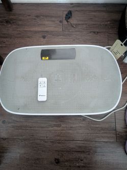 Merach vibration plate exercise machine