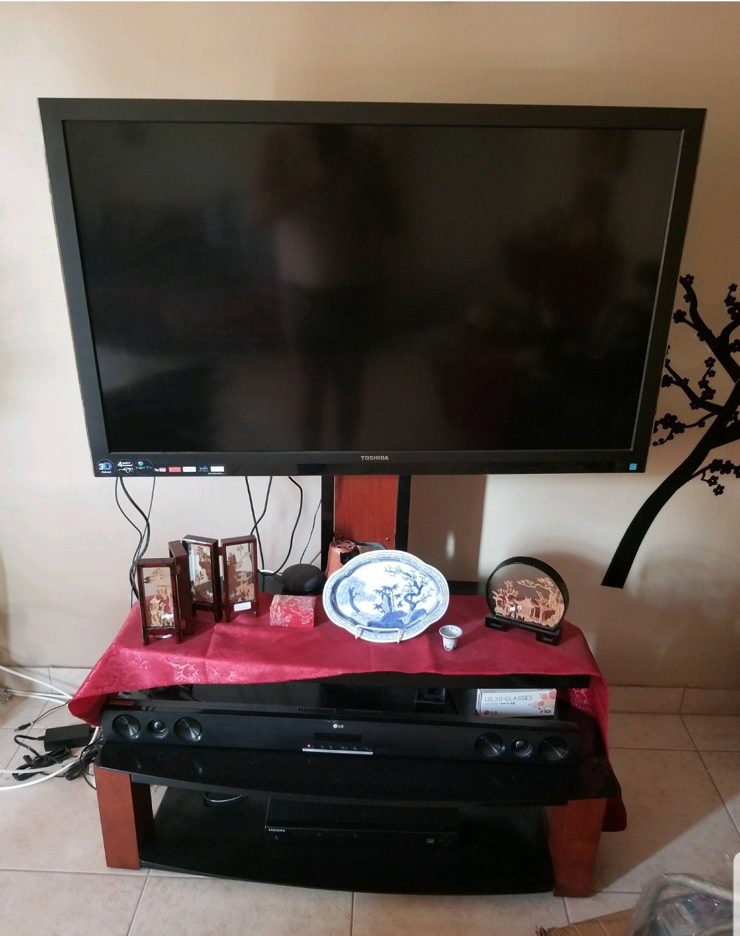 Toshiba 50" inch HD TV with TV stand