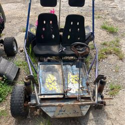 Go, Kart Frame, Axles, Little Bent missing a tire and a back tire steering wheels been