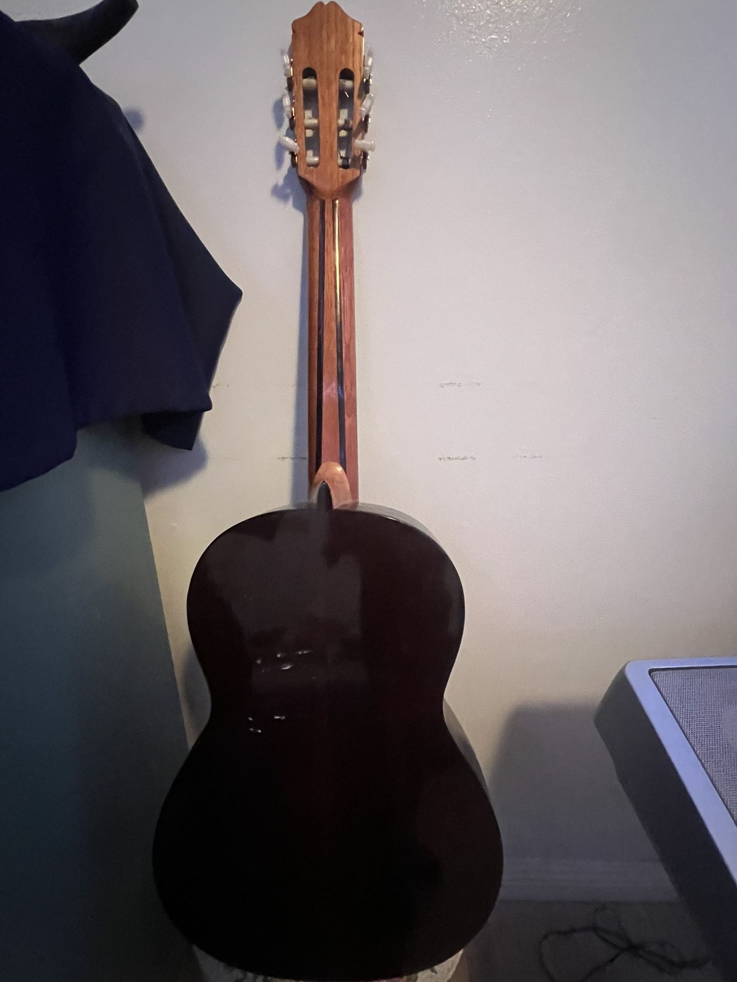 Pengua Classical Guitar Vintage