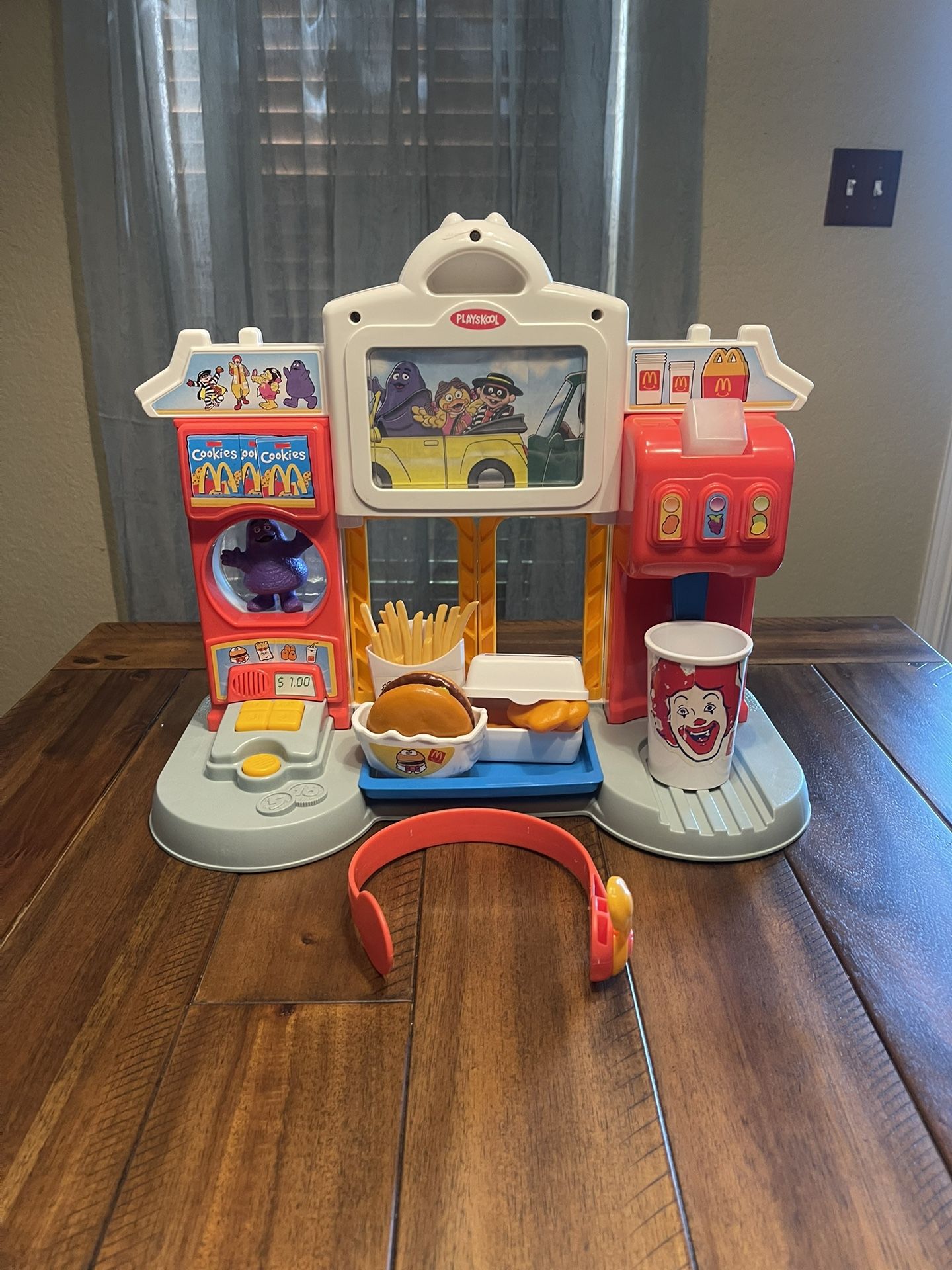McDonald's 1999 Playskool Drive Thru Play set