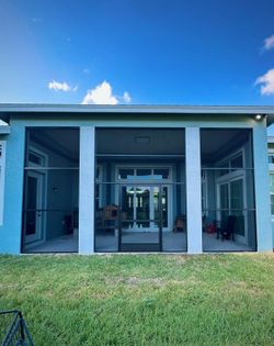 Custom Pergolas, Patio Covers, Decks, Screen Enclosures