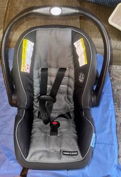 Snugride 35 Lite Elite Carseat with Base