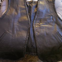 Vanguard Men's Large Black Leather Motorcycle Vest 