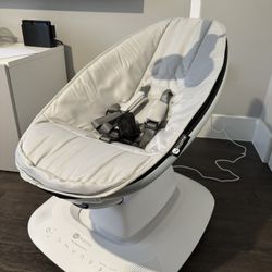 4Moms mamaroo baby swing 