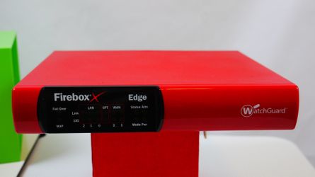 FireFox WACHTGUARD XP 2E6••NEW••With ACPower•