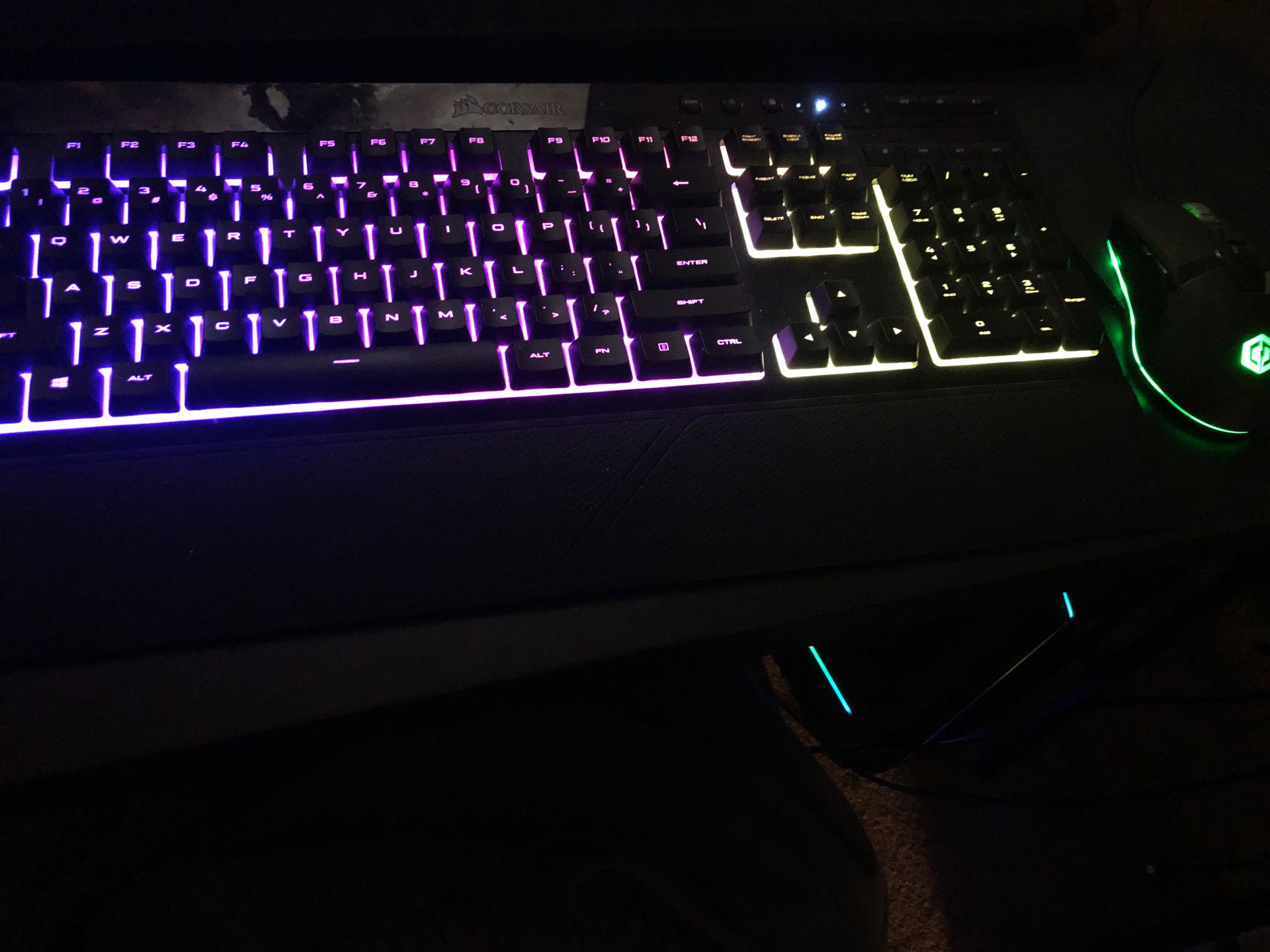 CyberPower PC, CorSair Kgb 55 keyboard & CyberPower Gaming Mouse