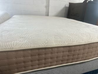 Queen size mattress