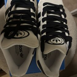 size 7 women adidas campuses never worn 