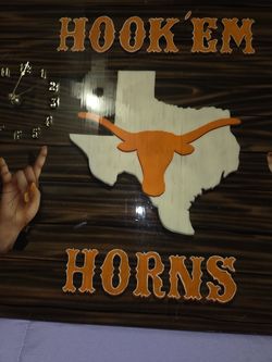 Longhorn clock