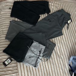 3 Under Armour Sweats Size L    2 Under Armour Shirts Size L