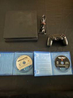 Ps4 slim 500 gb  Bundle Includes BO3 and uncharted