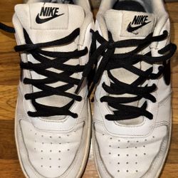 White Nike Dunks