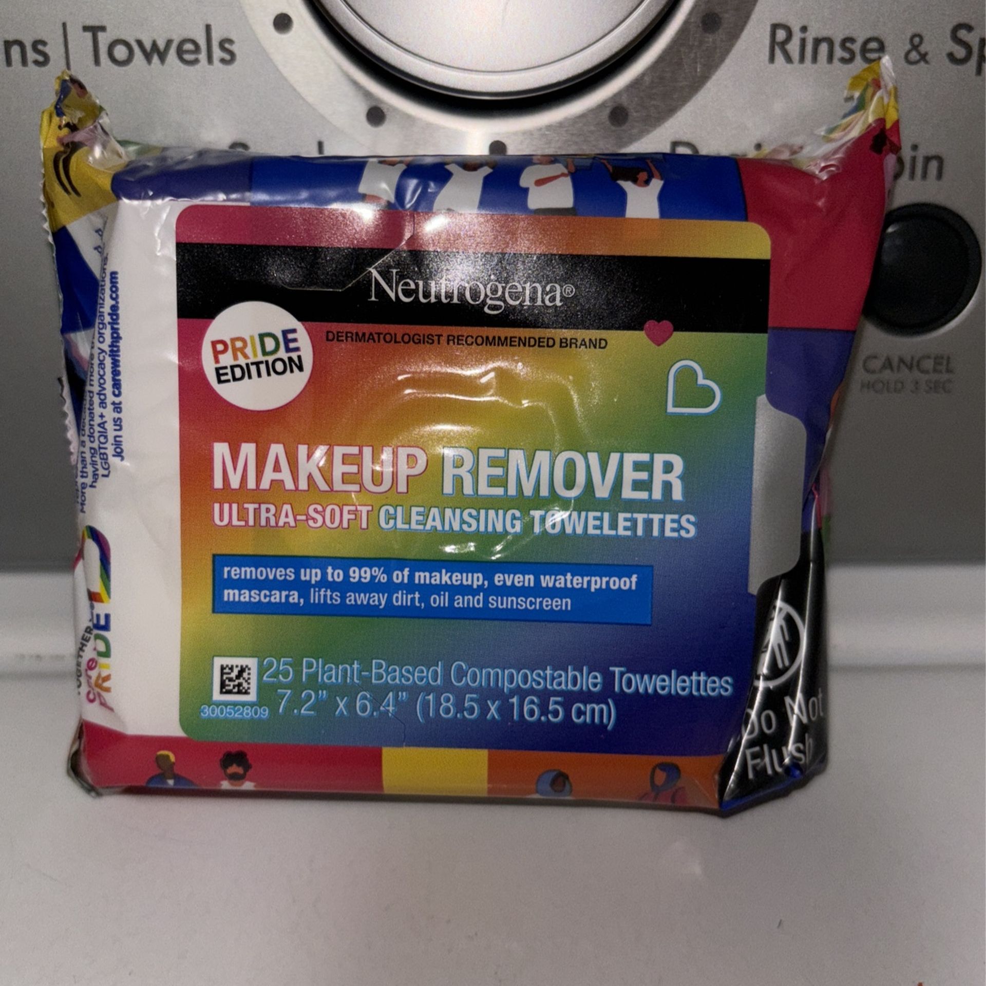 Neutrogena Make Up Remover Wipes $3.75 Each / 4 Available