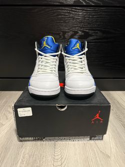 Jordan 5 Laney (2013)