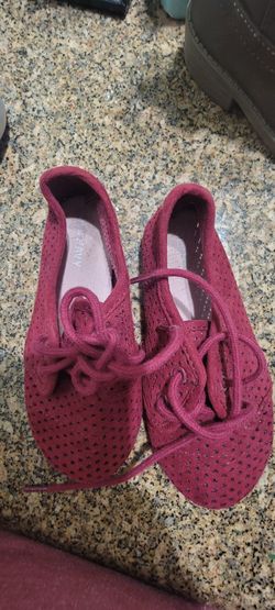 Girl shoes 8c