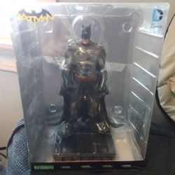 Batman ArtFx 1/10th Statue