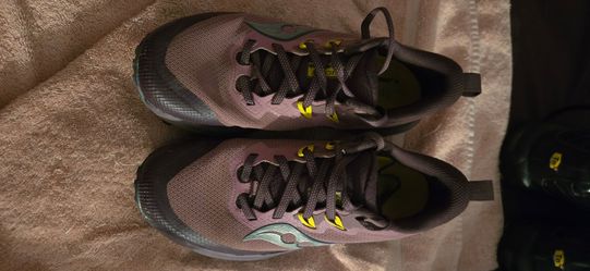 Saucony Peregrine 14.  Trail Running Sneaker.  Purple.  Size 7.5
