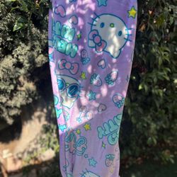 hello kitty throw