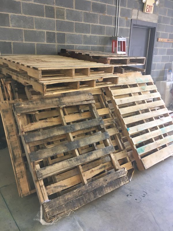 Free pallets! Pick up in Pineville, NC for Sale in Fort Mill, SC OfferUp