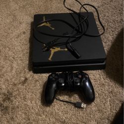 PS4 Slim