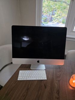 Apple iMac All-in-One Desktop Computer